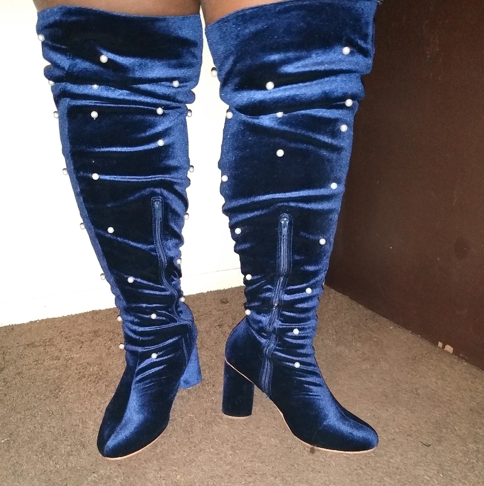 Thigh high boots - Picture 1 of 8